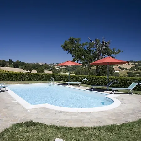 Azienda Agrituristica Le Bucoliche مزرعة للإقامة أوزيمو